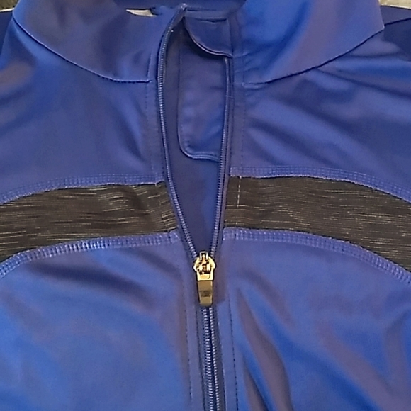 Tek Gear Women's Zip Up Workout Jacket. Size M/L See Measurements - Picture 11 of 11